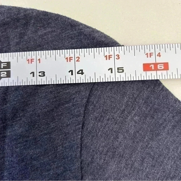 NFL New  England Patriots T-Shirt Short Sleeve V Neck Blue Red Small - Picture 10 of 16